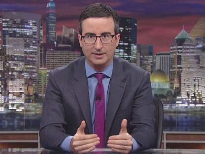 John Oliver, el inglés que hace reír a América. Y, acto seguido, morirse de la vergüenza