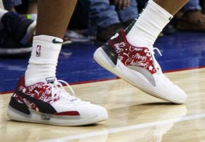 Las zapatillas de Brown en el Milwaukee-Sixers.