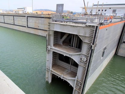 Una esclusa parte del proyecto de ampliaci&oacute;n del Canal de Panam&aacute;. 