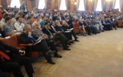 Asistentes a la conferencia organizada por la Fundaci&oacute;n General CSIC.