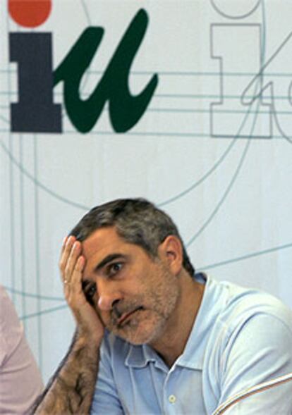 Gaspar Llamazares, coordinador general de IU, en la reunión que analizó los resultados de las europeas.