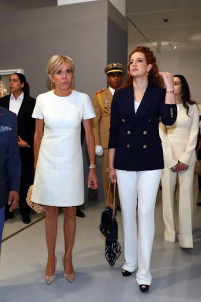 Brigitte Macron y Lalla Salma, en junio de 2017 en París.