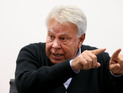 Felipe González, em seu escritório em Madri.