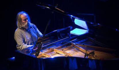 El pianista ucraniano Lubomyr Melnyk durante su actuaci&oacute;n en el Primavera Club en la Sala Apolo. 