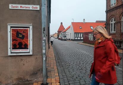 Un cartel del Museo de Bornholm que rezaba "¡Que vienen los rusos!", el jueves en Ronne (Dinamarca).