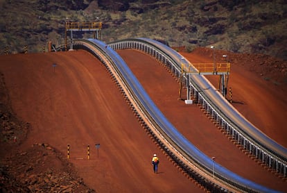 Cintas transportadoras de la mina de hierro Fortescue Solomon, en el Valle de los Reyes, Australia.