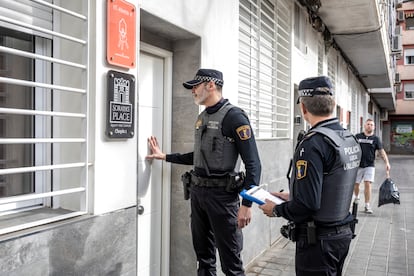 La Generalitat deja en manos de los Ayuntamientos la limitación, el control y las sanciones a viviendas turísticas