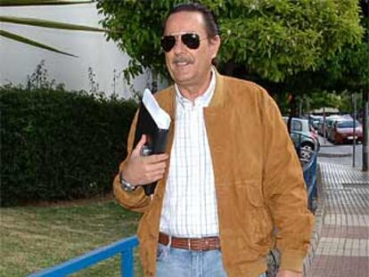 El ex alcalde Julián Muñoz a su llegada a los juzgados de Marbella, el pasado 7 de abril, para declarar por causas pendientes.