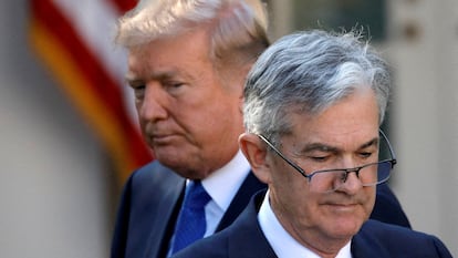 El presidente de EE UU, Donald Trump, y el responsable de la Fed, Jerome Powell.