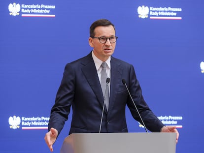 El primer ministro polaco, Mateusz Morawiecki, en una conferencia de prensa, el viernes en Varsovia.