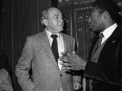 Alfredo Di Stéfano y Pelé, en un acto público en 1983.