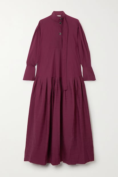 Vestido de popelín en color berenjena, de silueta oversized, de Palmer//Harding (645 euros en Net-a-porter).