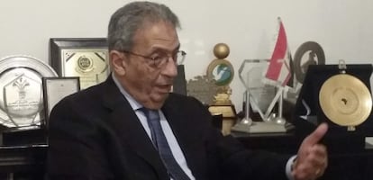 Amr Musa atiende a una entrevista el pasado mes de mayo.
