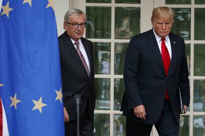 Donald Trump y Jean-Claude Juncker, entonces presidentes de EE UU y la Comisión Europea, durante una conferencia de prensa en Washington en 2019.