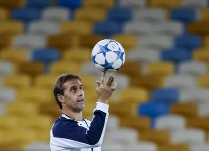 Julen Lopetegui durante un entrenamiento con el Oporto