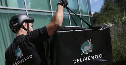 Trabajador de Deliveroo en Londres.