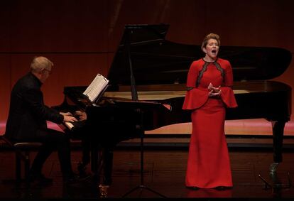 Craig Terry y Joyce DiDonato, en un momento de la segunda parte de su recital.