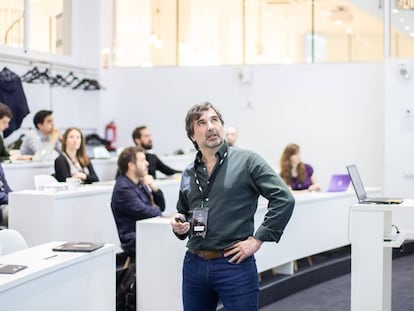 Nacho de Pinedo, CEO de ISDI, durante un curso. 