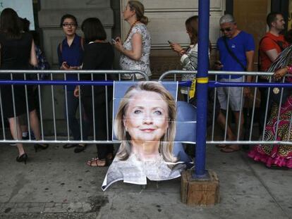 Fila para ver Hillary Clinton, em Nova York.