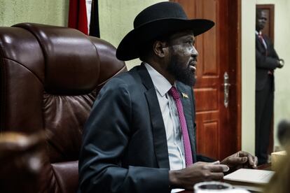 Entrevista del Washington Post a Salva Kiir, presidente de Sudán del Sur, en Yuba. Kiir explica su opinión sobre la crisis de Sudán del Sur y afirma que él declaró el alto el fuego unilateral.