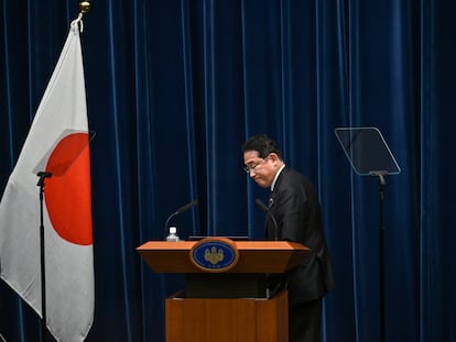 El Primer Ministro de Japón, Fumio Kishida, confirma en una conferencia de prensa en Tokio que no buscará la reelección como jefe de su partido el próximo mes, lo que significa el fin de su mandato como primer ministro, el 14 de agosto.