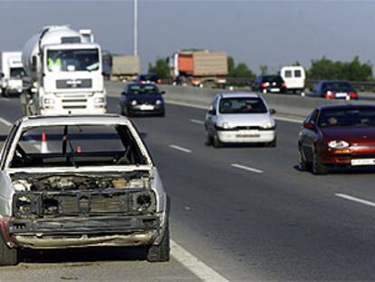 Abandonado a su suerte en la autopista del Garraf
