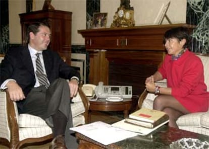 José María Michavila, junto a Margarita Uría, en el Ministerio de Justicia.