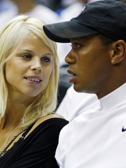 Tiger Woods y Elin Nordegren en una imagen de archivo