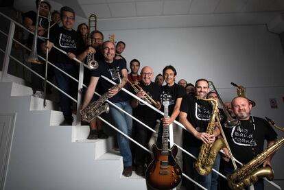 La Big Band de Leganés, el pasado jueves durante su ensayo semanal.