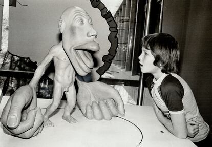 Depiction of the motor homunculus in a 1981 exhibit at the Ontario Science Center Canadian science museum.