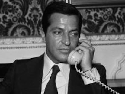 Adolfo Suárez en febrero de 1977