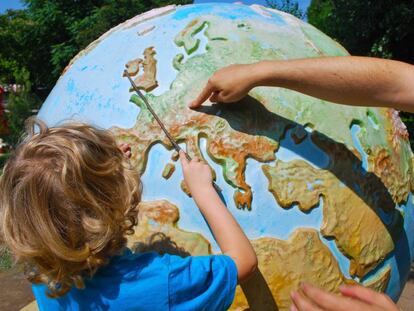 Cómo escolarizar a tus hijos mientras recorres 43 países