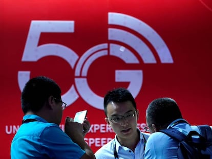 A sign advertising 5G is seen at CES (Consumer Electronics Show) Asia 2019 in Shanghai, China June 11, 2019. REUTERS/Aly Song