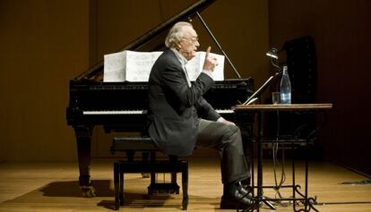 Alfred Brendel, ayer en el Palau de la M&uacute;sica de Barcelona.