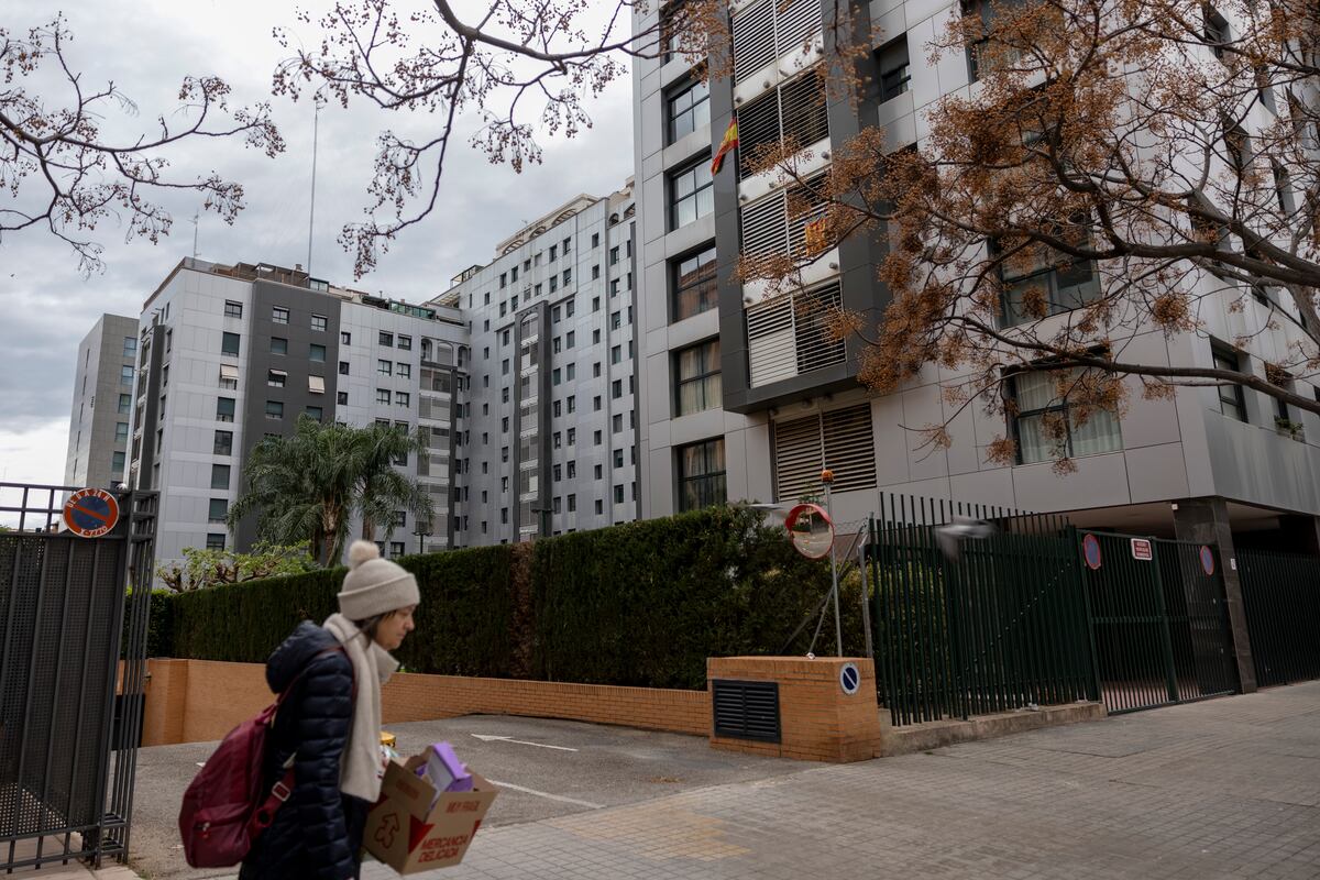 La compraventa de viviendas crece un 20% en julio y los préstamos ...