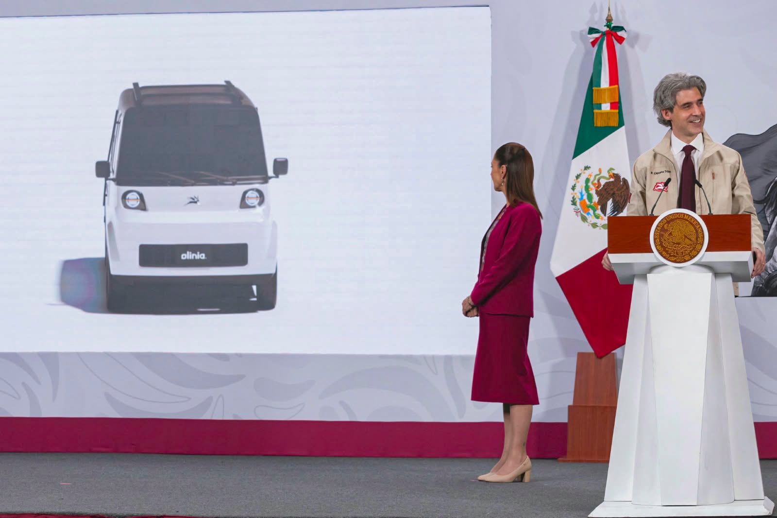 Olinia, el coche eléctrico de Sheinbaum, encenderá motores en vísperas del Mundial de Fútbol