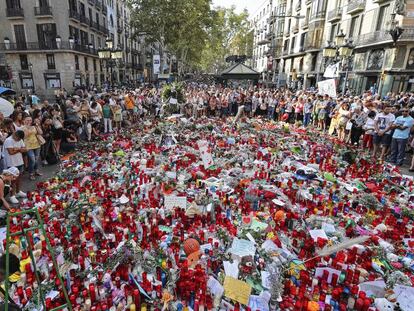 El Pla de l’Os, que es va convertir en l’epicentre de l’homenatge a les víctimes de l’atemptat del passat mes d’agost, serà, de nou, lloc de record en les cercaviles i en la cavalcada de la Mercè.