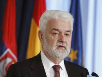 El primer ministro y ministro de Finanzas de Serbia, Mirko Cvetkovic. EFE/Archivo