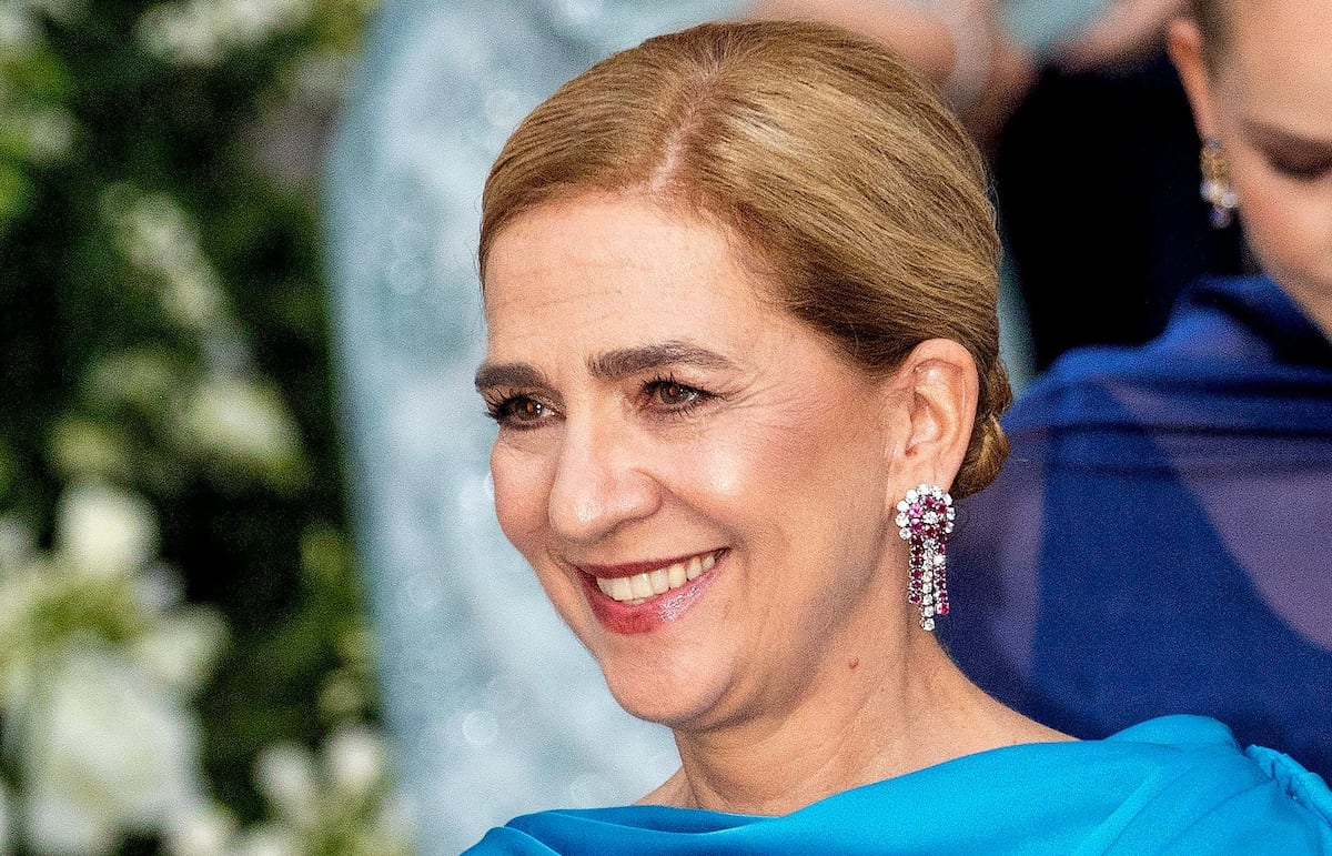 Los 60 años de la infanta Cristina, en imágenes: de la primera mujer  española abanderada en unos Juegos Olímpicos al banquillo de los acusados |  Fotos | Gente | EL PAÍS