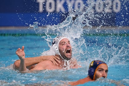 El serbio Filip Filipovic celebra la victoria en el partido de semifinales de waterpolo frente a España.