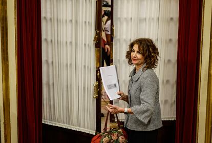 La ministra de Hacienda, María Jesús Montero, el jueves en el Congreso de los Diputados.