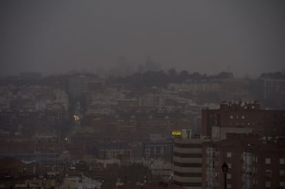 El cielo gris de Madrid el 24 de diciembre.