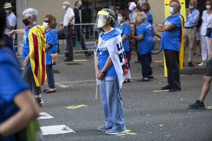 Las entidades civiles han criticado en el acto central de la Diada en Barcelona, en la plaza de Letamendi, la división política del independentismo. En la imagen, acto en paseo San Juan con travesía de Gràcia.