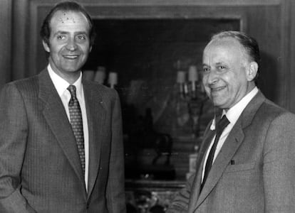 Visita de Xabier Arzalluz al rey Juan Carlos al despedirse como presidente del PNV, el 27 de abril de 1984.