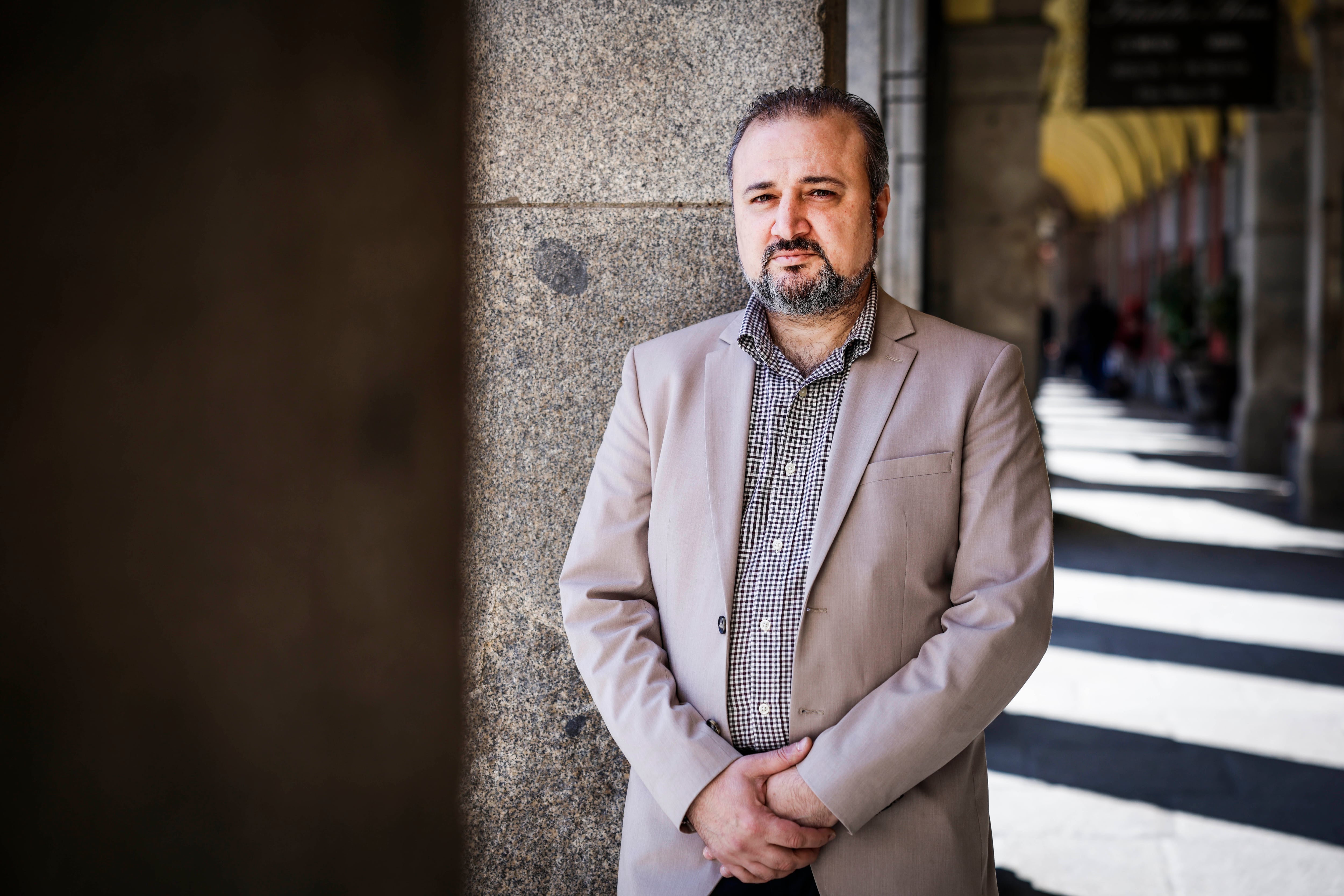 Catorce años de lucha, tres sentencias favorables y 300.000 euros de indemnización, pero Wael sigue sin recuperar la tutela de su hija