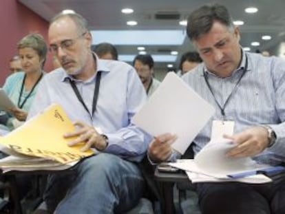 El presidente de ERC, Joan Puigcercós y el secretario general de la formación, Joan Ridao, durante la reunión del Consell Nacional de ERC.