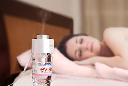 Es una especie de tapón que se acopla a cualquier botellín de agua. Este humidificador de viaje crea ambiente respirable donde sea. &lt;p&gt;Precio: 24 euros. www.satechi.net