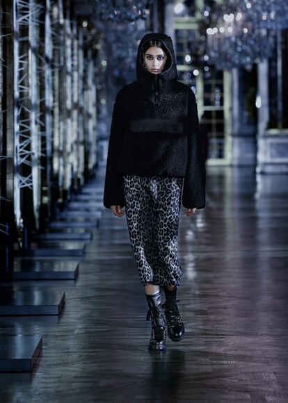 DIOR_AW21_LOOK__27