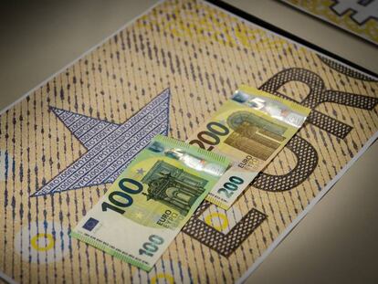 Los nuevos billetes, mostrados durante la presentación en un acto del BCE.