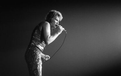 Johnny Hallyday, en un concierto de 1971 en París.